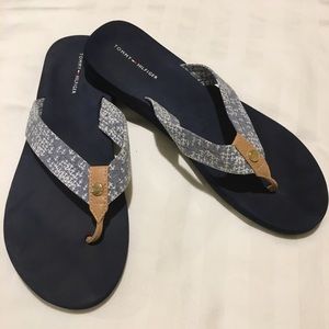 Tommy Hilfiger flip flops.